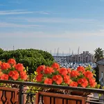 Apartment Rivierarent Attico Vista Porto Di Loano