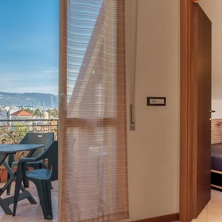 Rivierarent Attico Vista Porto Di Apartamento Loano