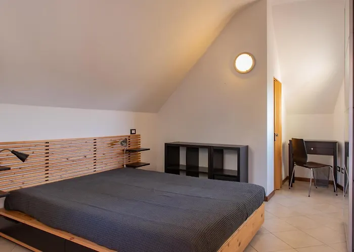 Rivierarent Attico Vista Porto Di Apartamento Loano
